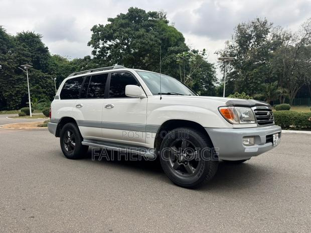 Toyota Land Cruiser 100 4.7 V8 Executive 2005 White · Photo 3