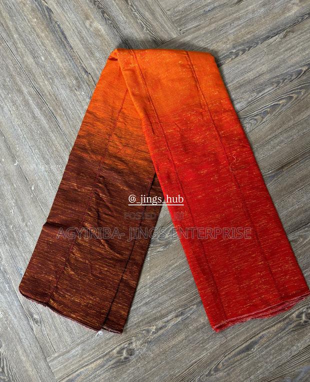 Handwoven Ombre Kente · Photo 2