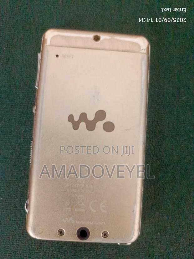 Sony Digital Mp3 Player · Photo 3