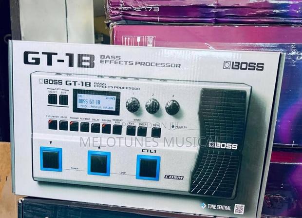 Boss Gt-1b Bass Effects Processor · Photo 1