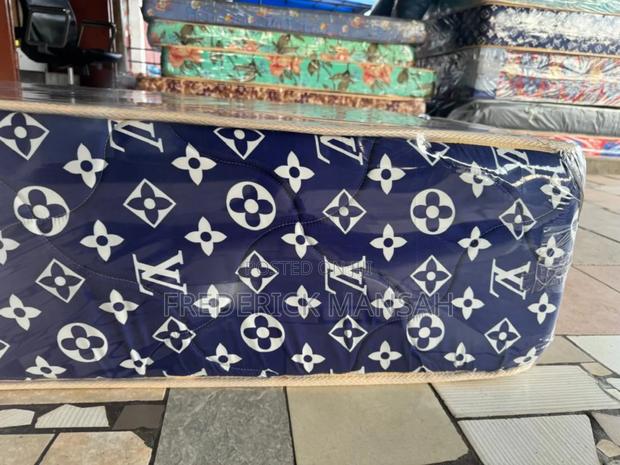 Single Mattress for Sale · Photo 1