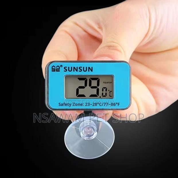 Aquarium Submersible Thermometer · Photo 2