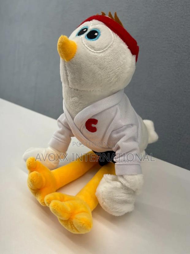 Flying Karate Coop Chicken Slingshot Rubber Stretch Arms Plush Toy · Photo 1