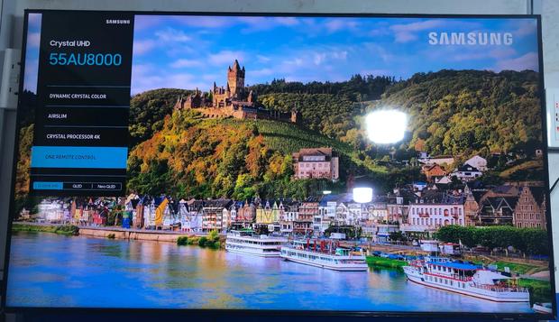 Samsung 55" Crystal Uhd Smart Tv 55au8000 · Photo 1