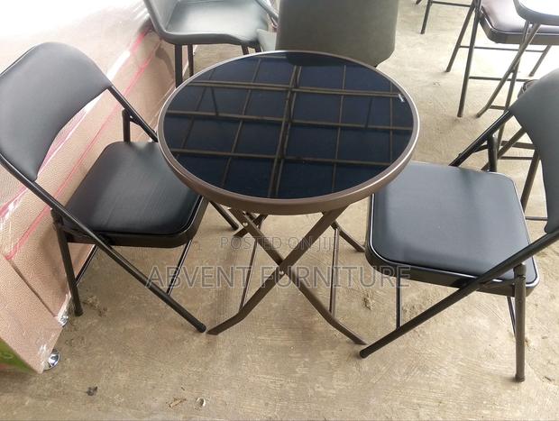 Round Folding Set · Photo 1