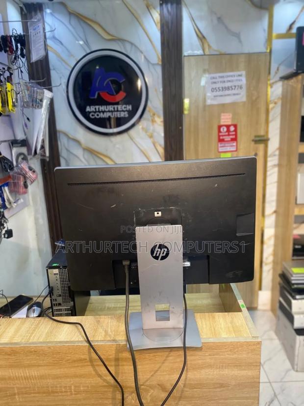 Hp Elite Display E242 Monitor · Photo 5