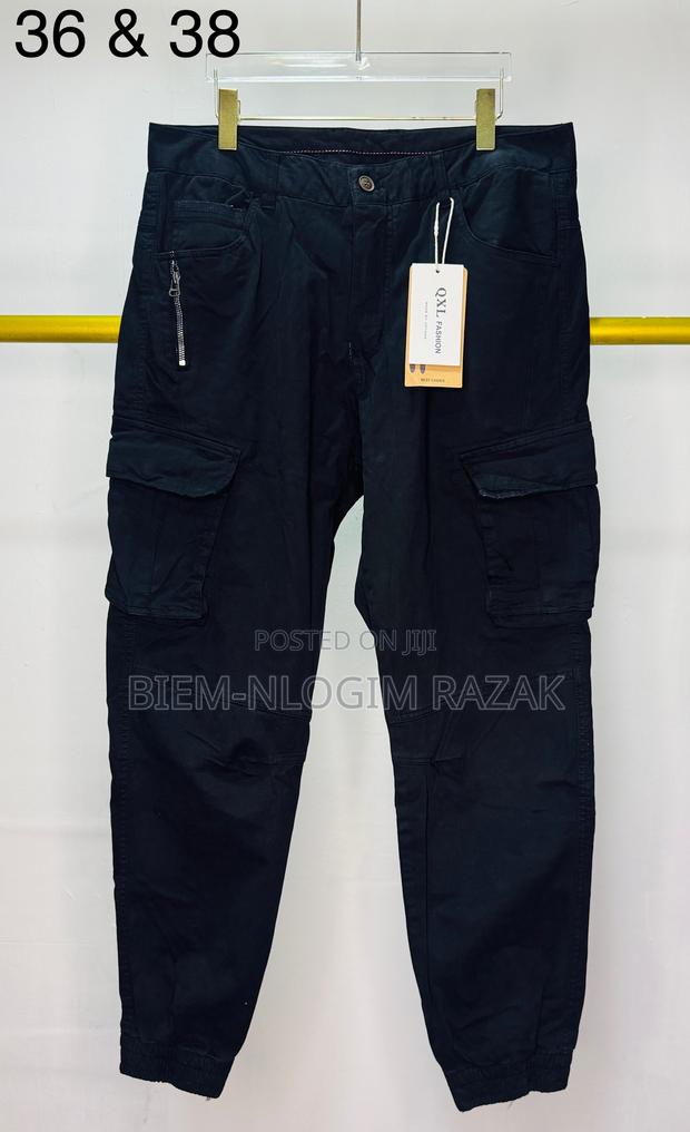 Original Cargo Trousers Available in Stock · Photo 5
