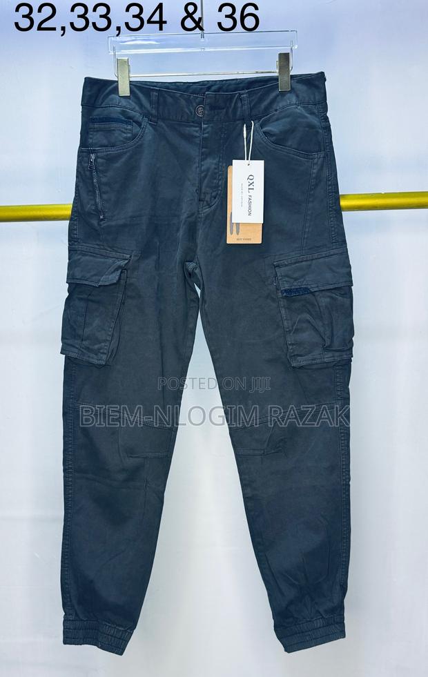 Original Cargo Trousers Available in Stock · Photo 6