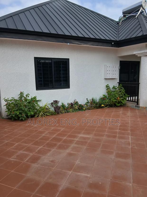 2bdrm House in Maalejor, Adenta for sale · Photo 5