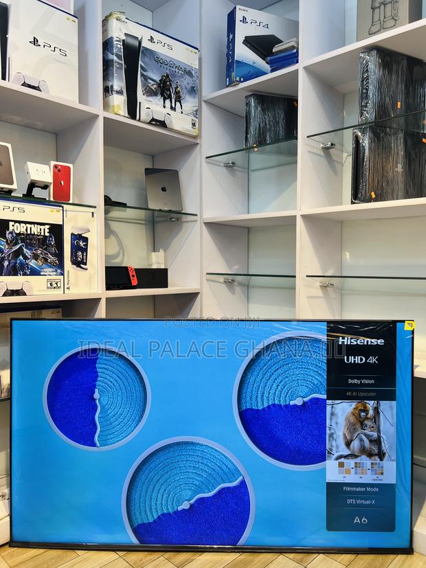 2025 Hisense Smart Tv · Photo 3
