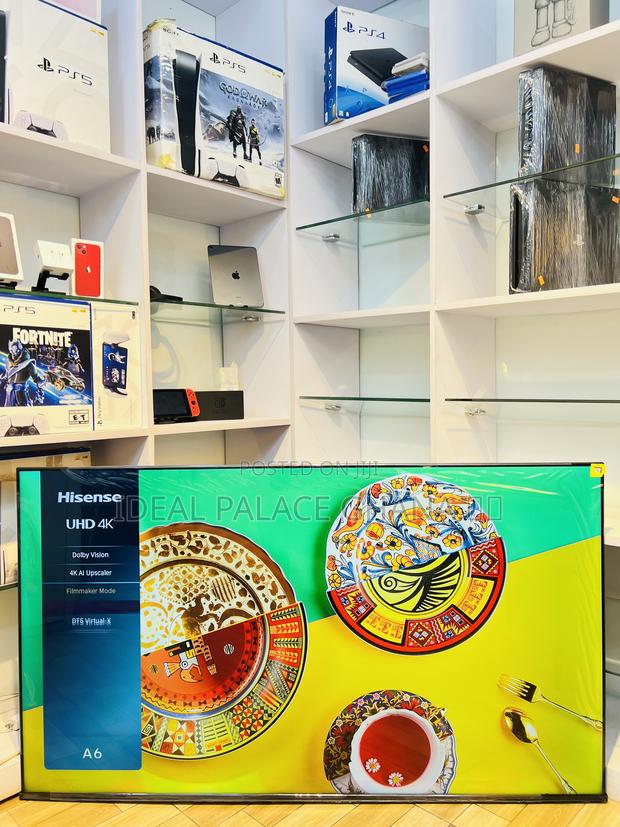 2025 Hisense Smart Tv · Photo 1