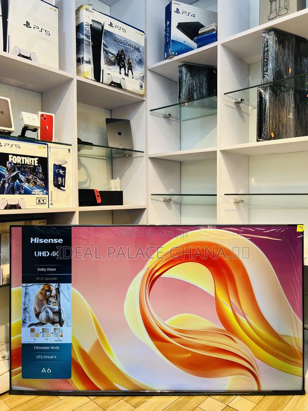 2025 Hisense Smart Tv · Photo 2