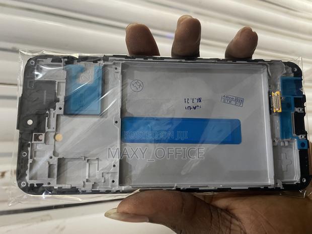 Galaxy A25 Original Screen Replacement · Photo 2