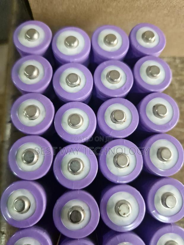 CCTV Solar Camera Battery · Photo 3