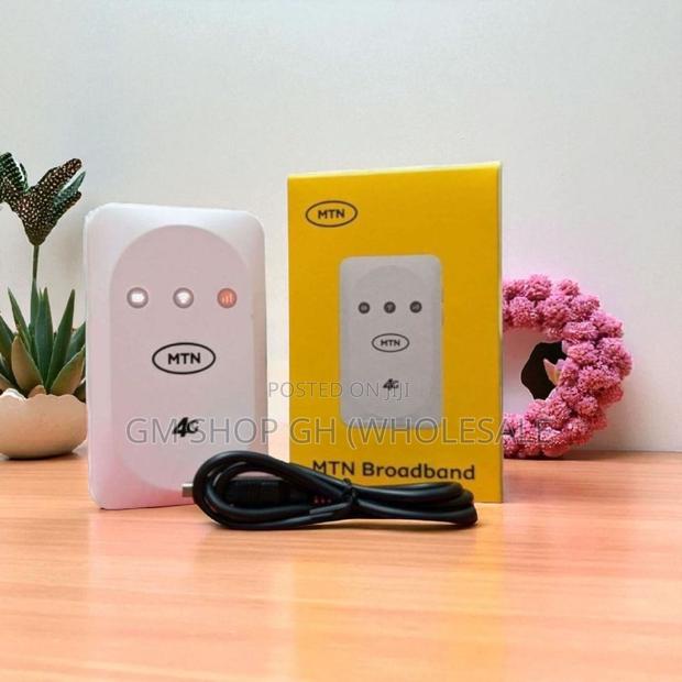 Zte MTN 4g Universal Pocket Mifi-White (26245) · Photo 1