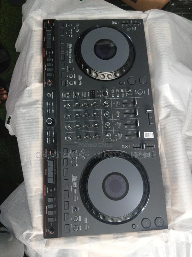 Alphatheta Dj Controller · Photo 1