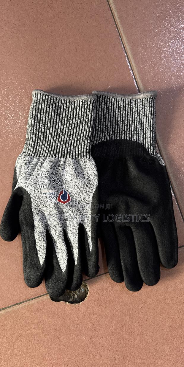Quality Anti Cut Gloves(K) · Photo 1
