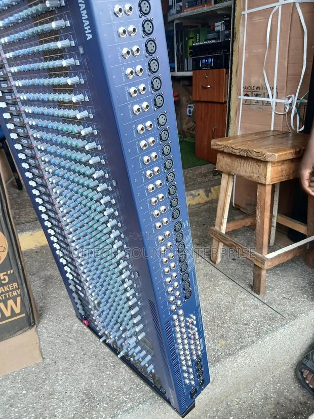 Yamaha MG Mixer ( 32 Channels) · Photo 2
