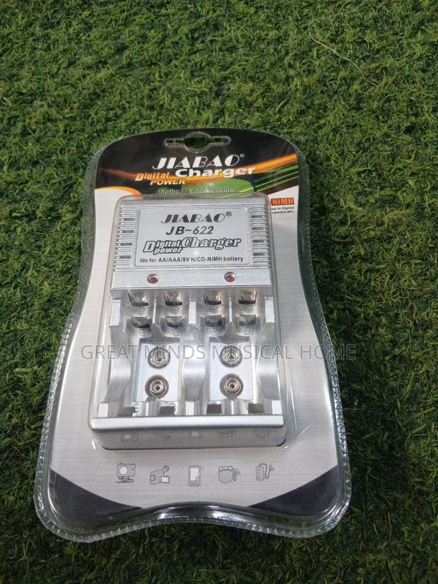 Jiaboa Jb-622 Digital Charger · Photo 1