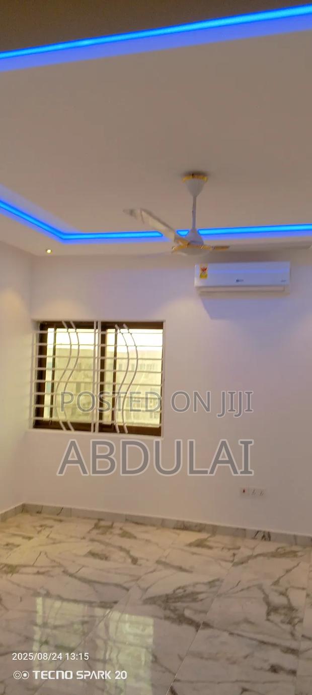 2bdrm Apartment in Abdulai Properties, Dome for rent · Photo 3