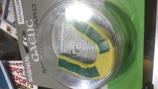 1 Mouth Guard Sports Boxing Karate · Photo 1