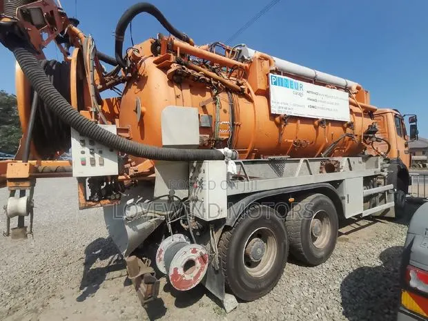 Mercedes Benz Truck for Dislodgement for Sale · Photo 1