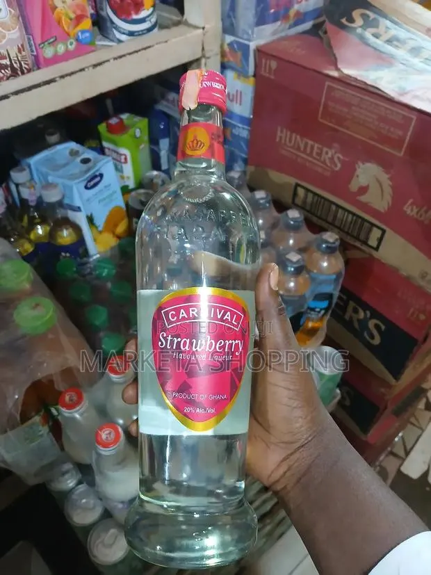 Carnival Strawberry Liqueur 750ml · Photo 1