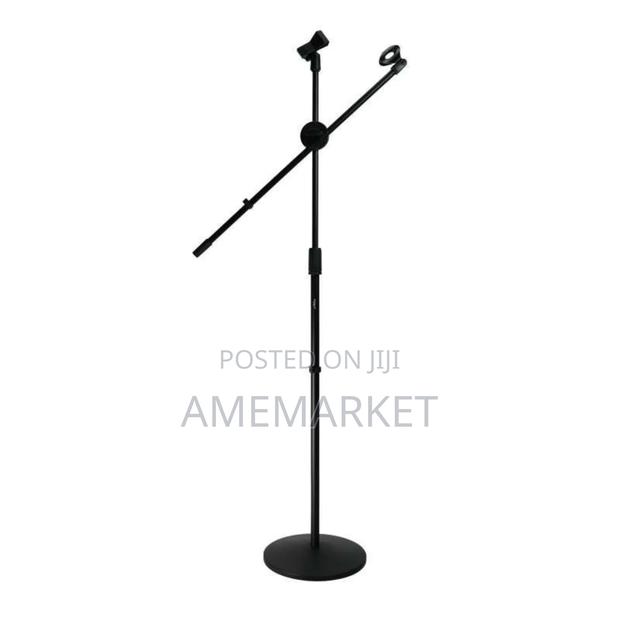 Round Metal Base Stage Microphone Stand · Photo 1