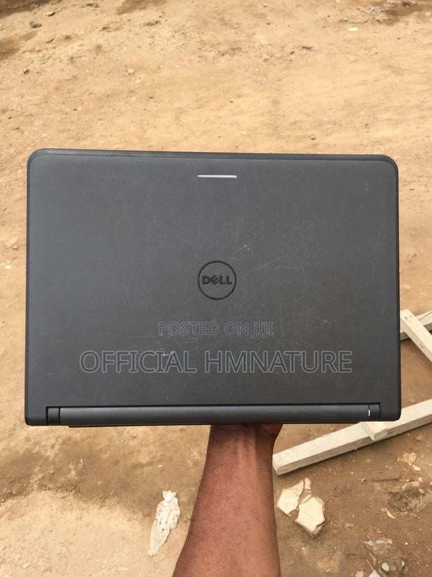 Laptop Dell Latitude 13 3340 4GB Intel Core I3 SSD 500GB · Photo 3