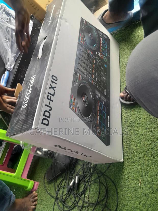 Dj Mixer DDJ-FLX 10 · Photo 4
