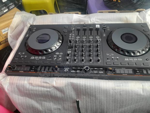 Dj Mixer DDJ-GRV 6 · Photo 3