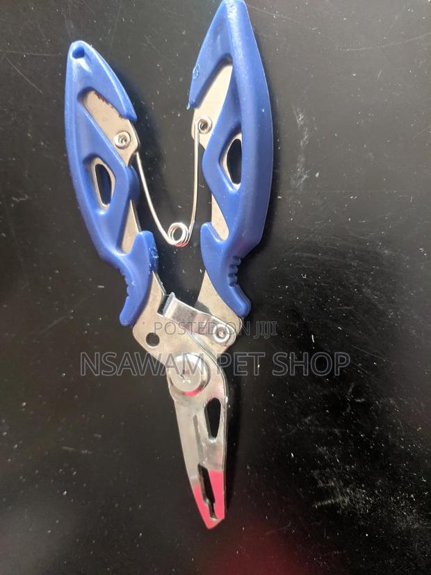 Fishing Hook Pliers · Photo 1