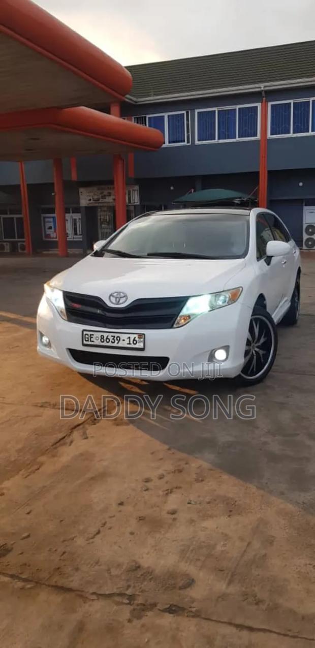 Toyota Venza XLE 4dr Wagon (2.7L 4cyl 6A) 2014 White · Photo 4
