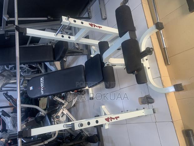 Olympic Multi Bench Universal Fitness 180kg · Photo 1
