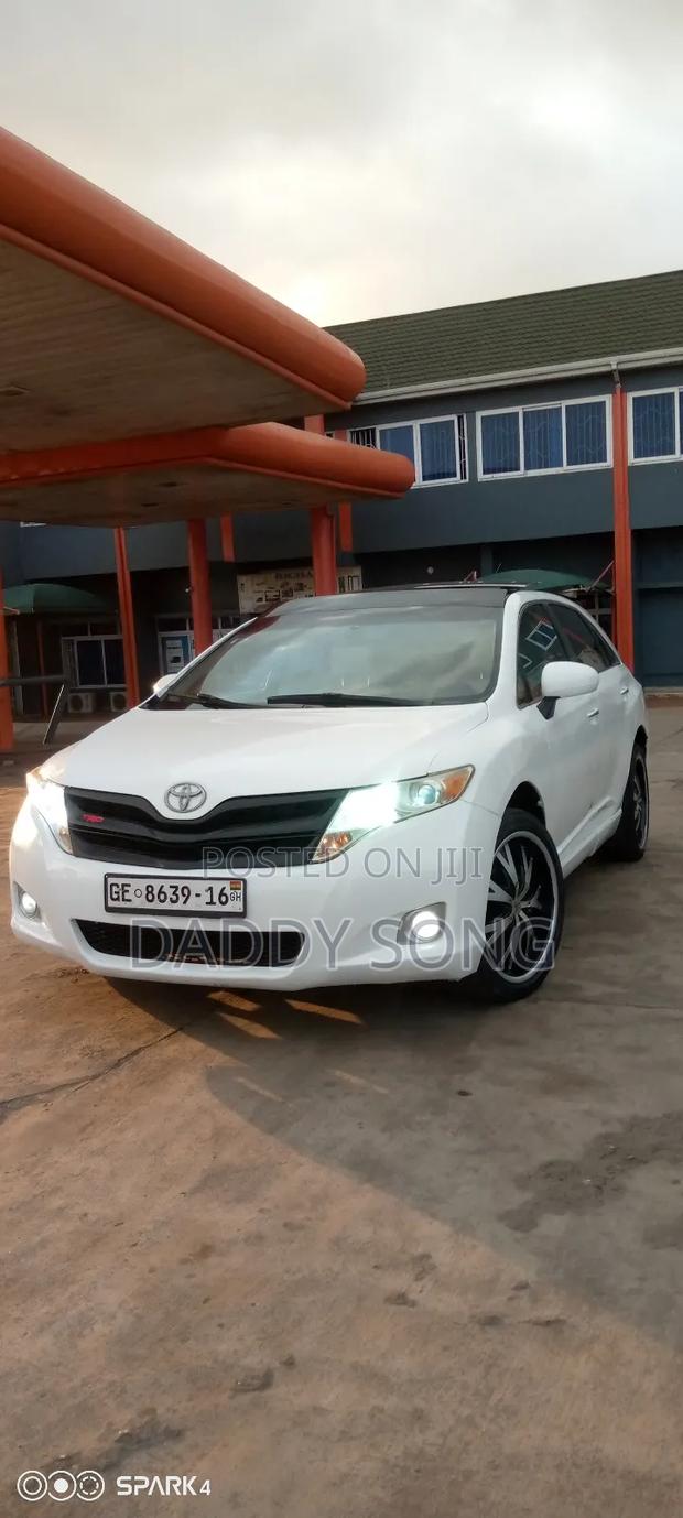 Toyota Venza XLE 4dr Wagon (2.7L 4cyl 6A) 2014 White · Photo 3