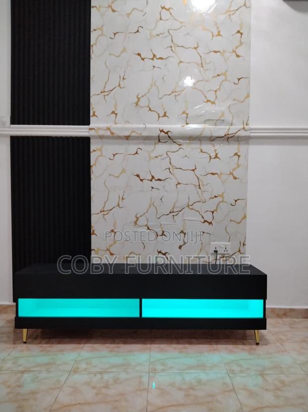Modern Tv Stand · Photo 3