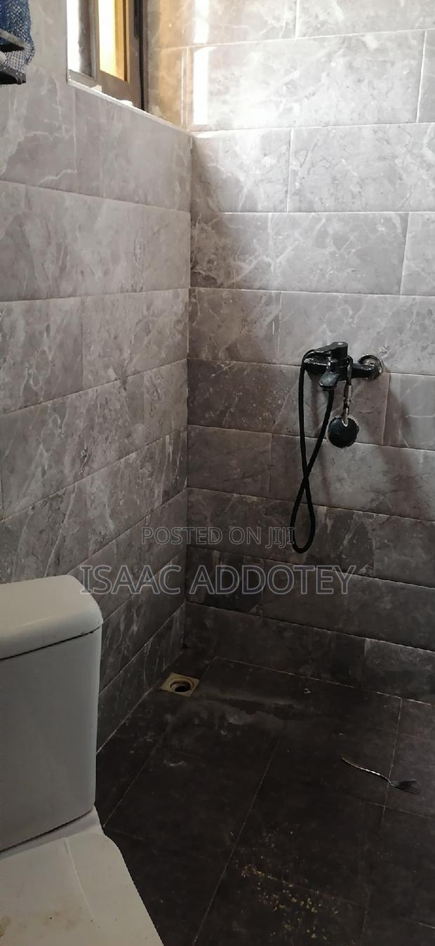 1bdrm Apartment in Spintex Coastal Down for rent · Photo 3