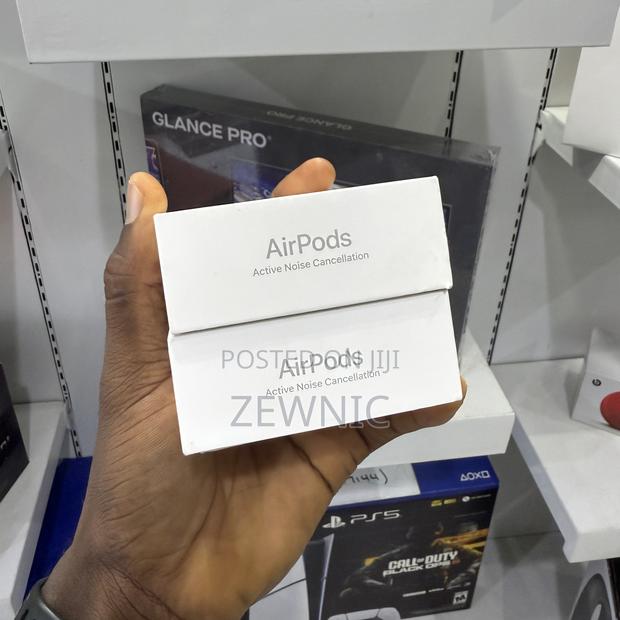 Airpods 4 With Active Noise Cancellation · Photo 3