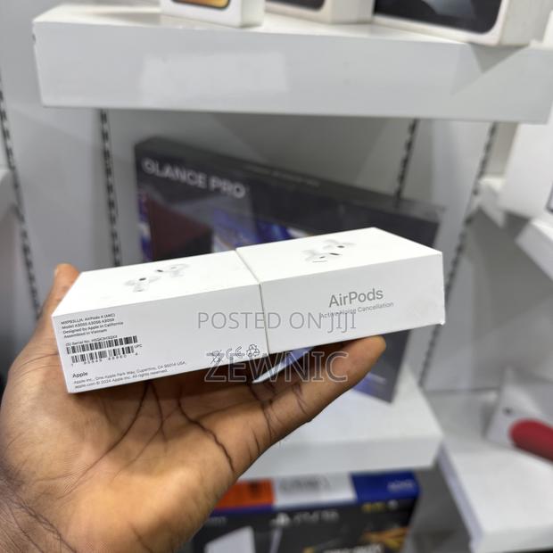 Airpods 4 With Active Noise Cancellation · Photo 2