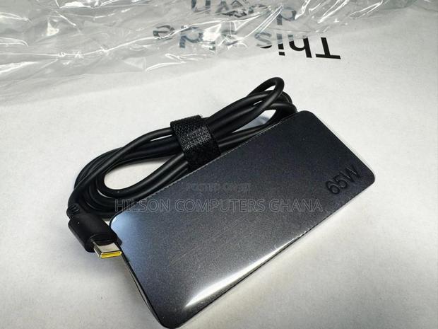 Lenovo Original 65w Type C Laptop Charger · Photo 3