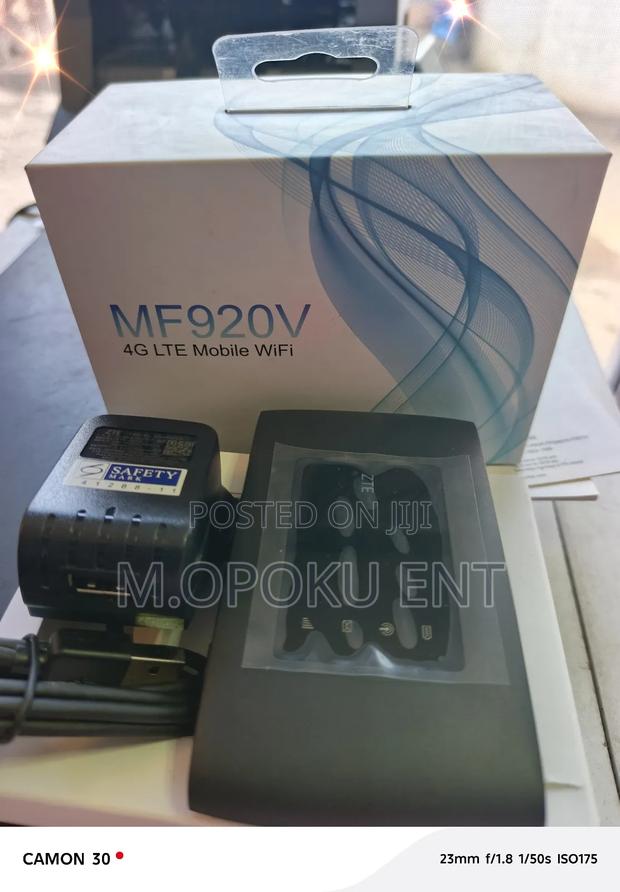 Universal Zte Mf920v · Photo 1