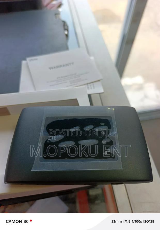 Universal Zte Mf920v · Photo 2