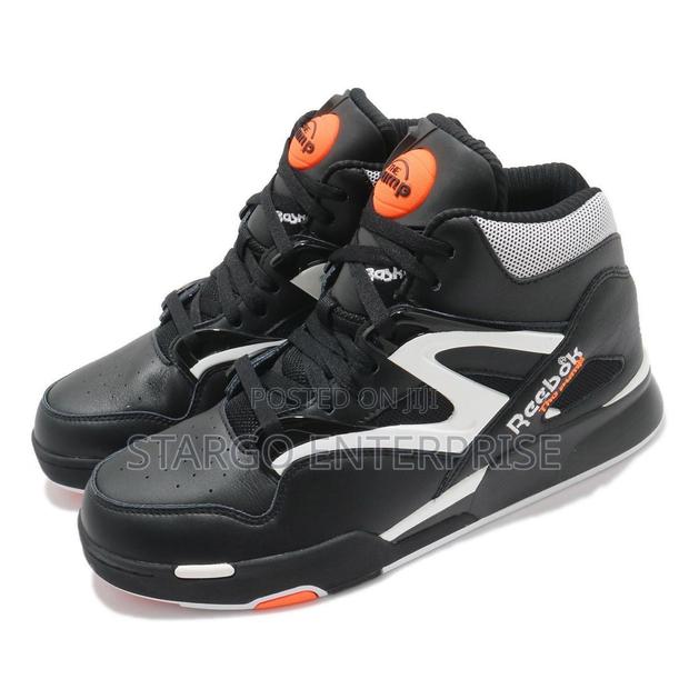 Reebok Sneakers · Photo 2