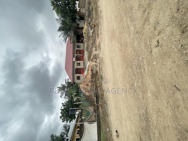 5bdrm House in Manhean for sale · Photo 3