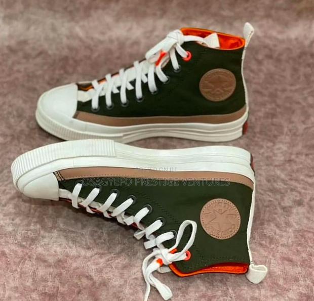 Quality Long Converse · Photo 1