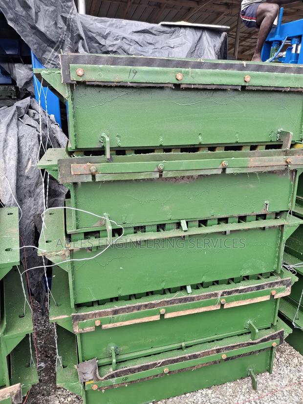 Moulds For Block Manufacturing Machines · Photo 4