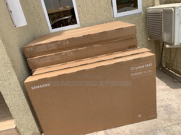 Samsung 55” Crystal Uhd Du8000 Smart Tv · Photo 1