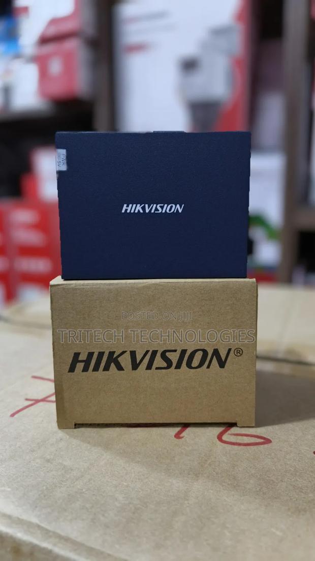 Hikvision Ds-3d01t-A(B) 20km 100mbps Fiber Media Converter Transceiver · Photo 1