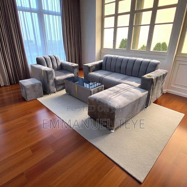 Brand New Luxuries 3 in One and Single(Free Delivery) · Photo 2