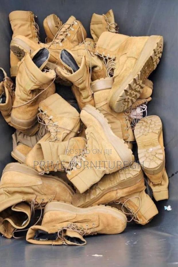 Brown Combat Boot · Photo 2